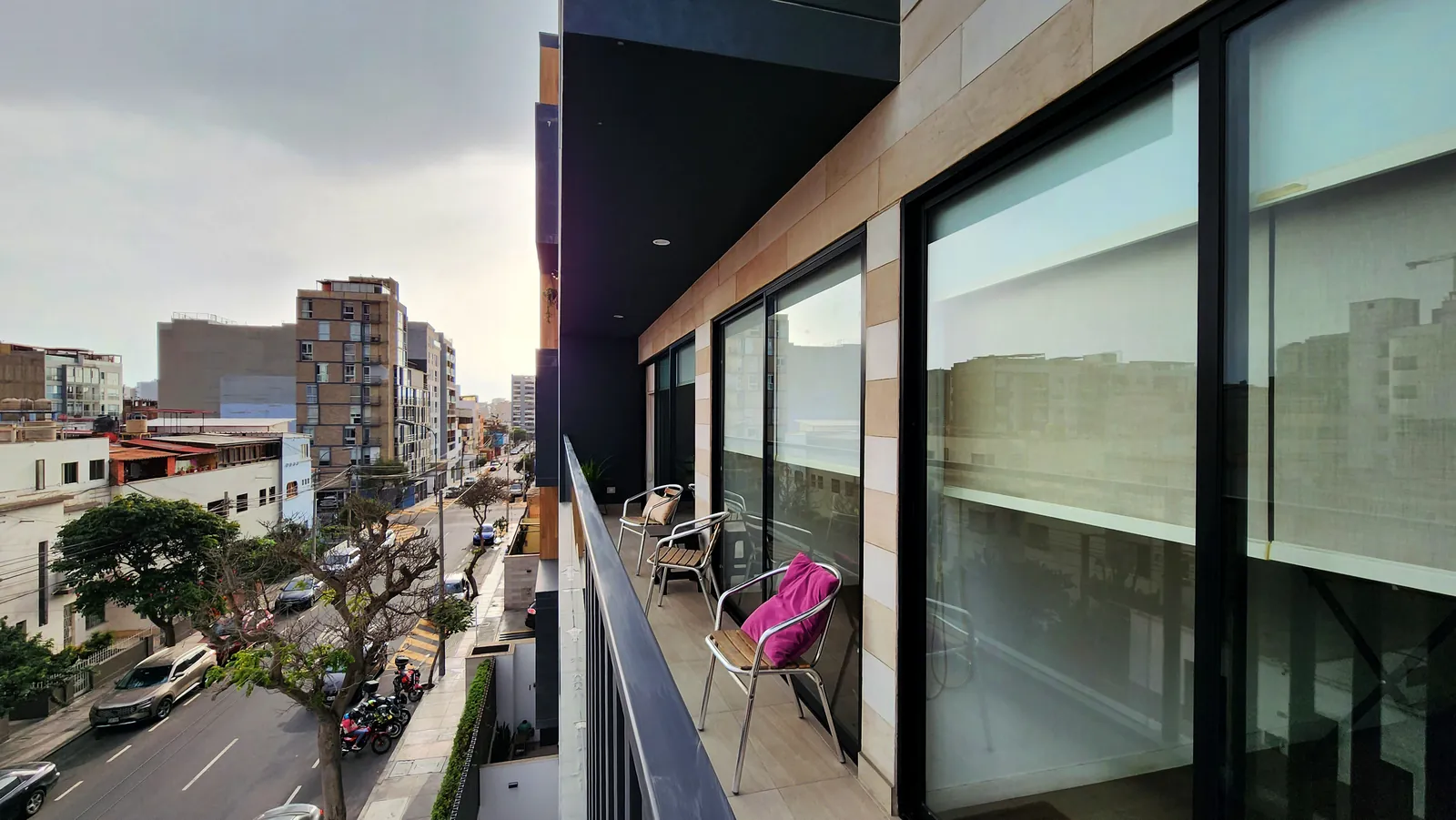 El balcón — Departamento en Miraflores, Calle Piura